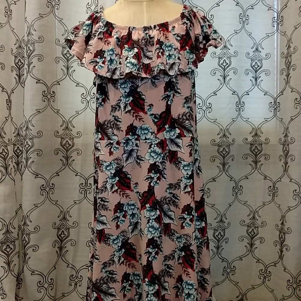 Off the shoulder flower dress